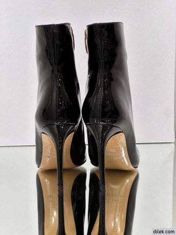 Balenciaga Women Leather Boot