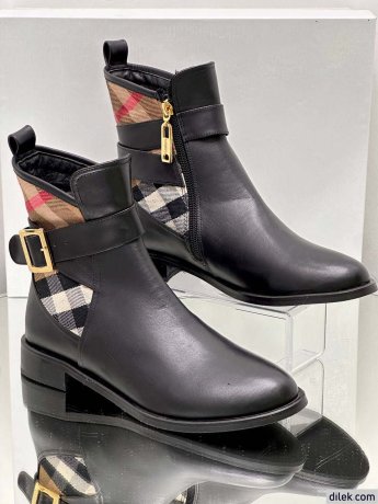 Burberry Women Boots