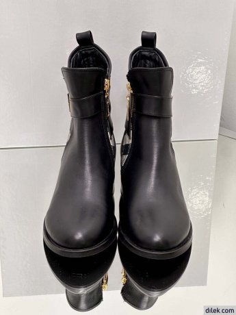 Burberry Women Boots
