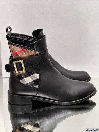 Burberry Women Boots