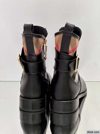 Burberry Women Boots