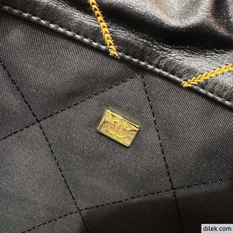 Chanel 22 Medium Handbag