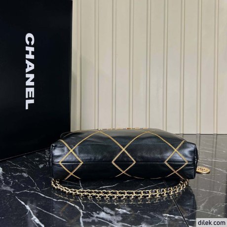 Chanel 22 Medium Handbag