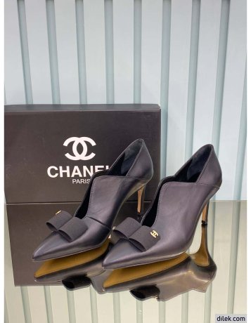 Chanel Classic Pump