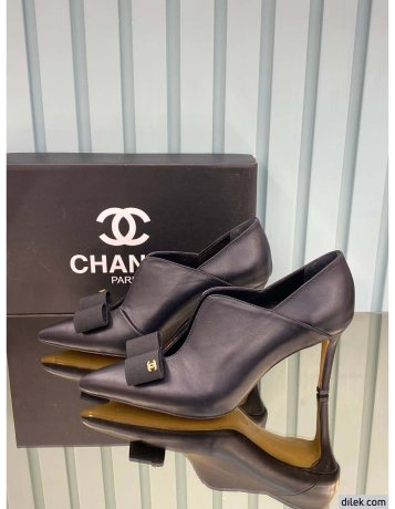 Chanel Classic Pump
