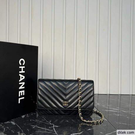 Chanel Classic Wallet on Chain