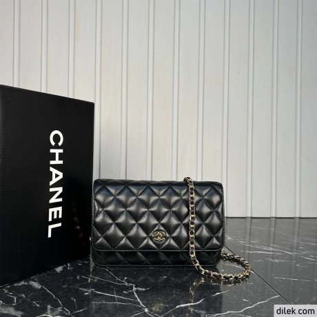 Chanel Classic Wallet on Chain