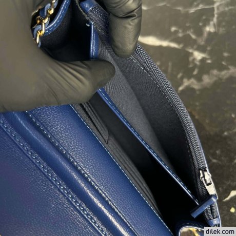 Chanel Classic Wallet on Chain