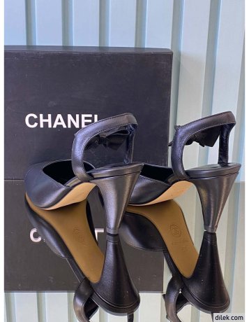Chanel Pump Slingback