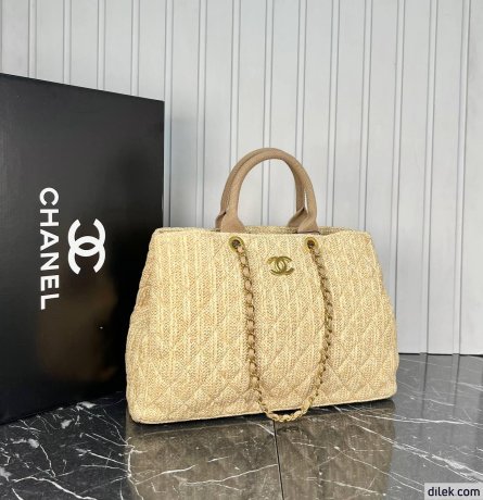 Chanel Shopping Bag