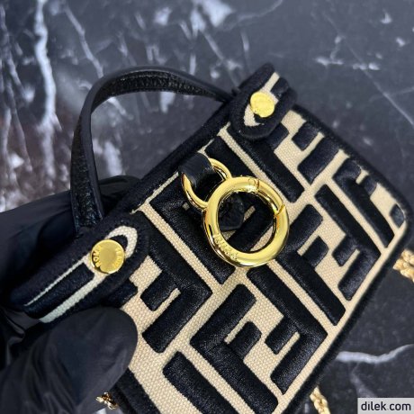 Fendi Peekaboo ISeeU Bag