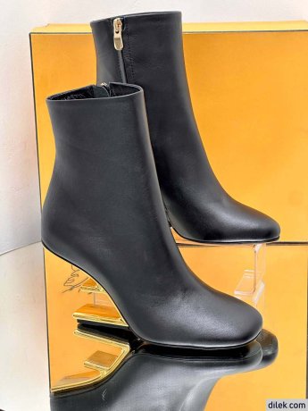 Fendi Women Boots