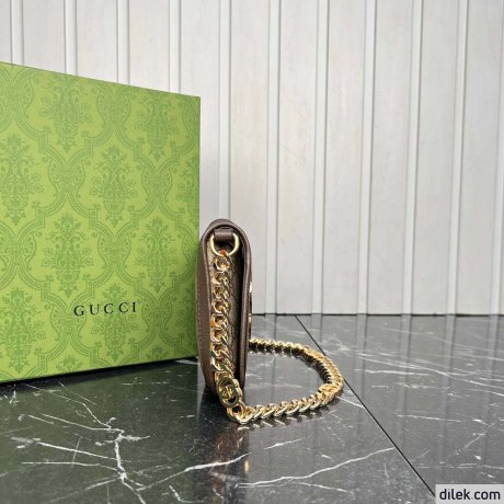 Gucci Blondie Medium Shoulder Bag