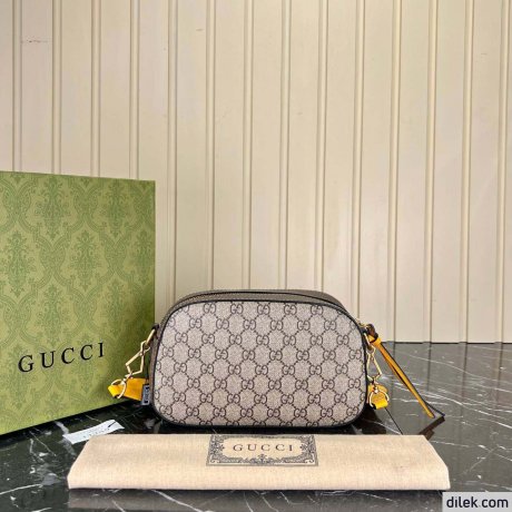 Gucci Neo Vintage GG Supreme Messenger Bag