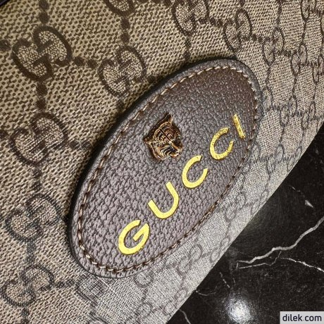 Gucci Neo Vintage GG Supreme Messenger Bag