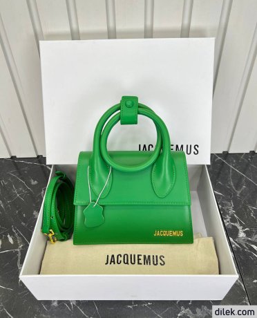Jacquemus Le Chiquito Moyen