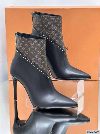 Louis Vuitton Women Leather Boot