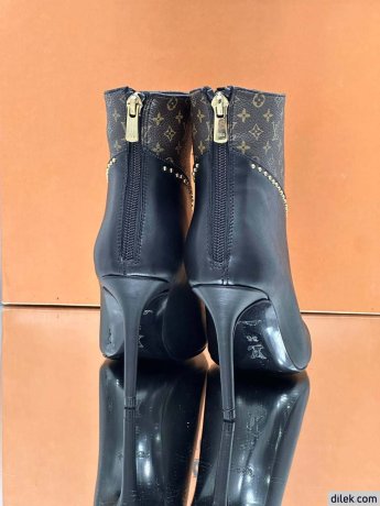Louis Vuitton Women Leather Boot