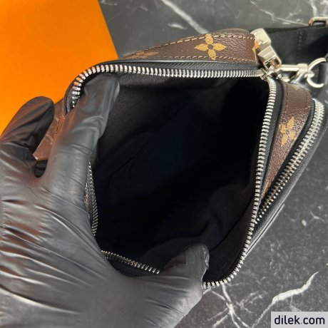 Louis Vuitton Alpha Wearable Wallet