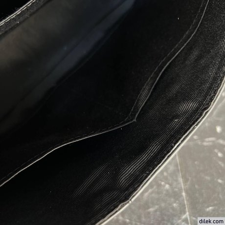 Louis Vuitton Archy Messenger MM