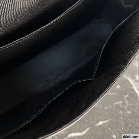 Louis Vuitton Archy Messenger MM