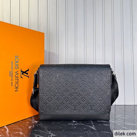 Louis Vuitton District Men Bag