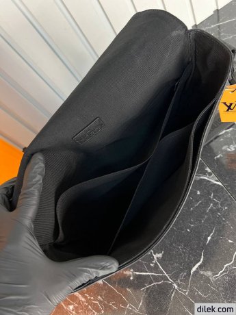 Louis Vuitton District Men Bag