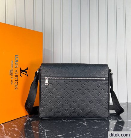 Louis Vuitton District Men Bag