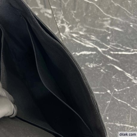 Louis Vuitton District PM Damier Infini Leather