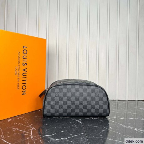 Louis Vuitton Dopp Kit Monogram