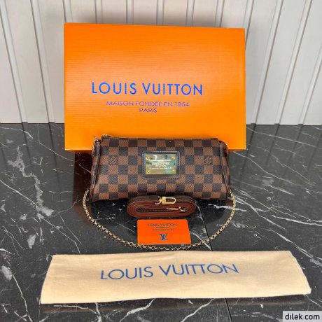 Louis Vuitton Eva Clutch Monogram