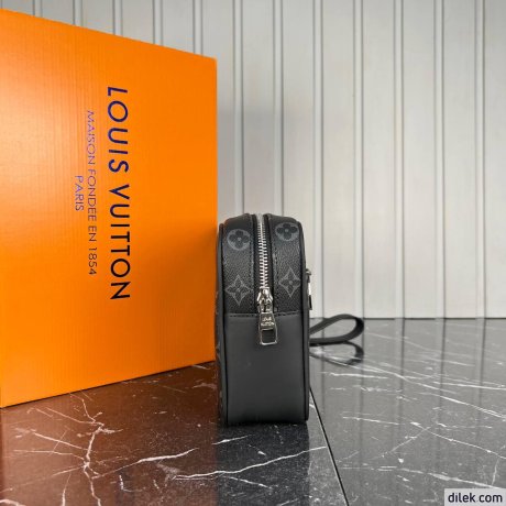 Louis Vuitton Kasai Clutch