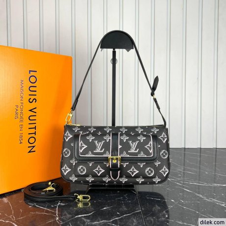 Louis Vuitton Maxi Multi Pochette Accessoires