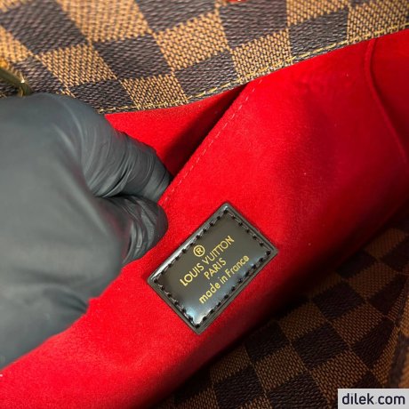 Louis Vuitton Montaigne BB