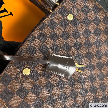 Louis Vuitton Montaigne BB