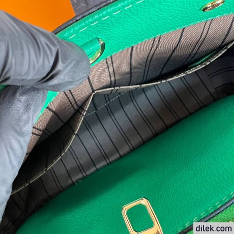 Louis Vuitton Montaigne MM