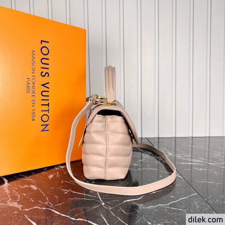 Louis Vuitton New Wave Chain Bag MM