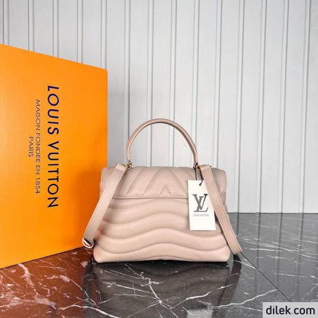 Louis Vuitton New Wave Chain Bag MM