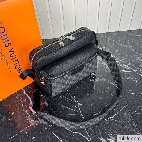 Louis Vuitton Outdoor Messenger