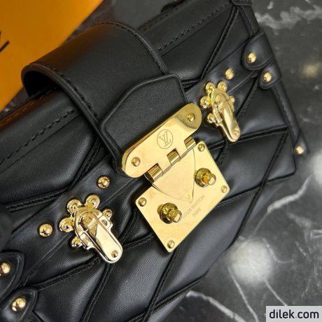 Louis Vuitton Petite Malle