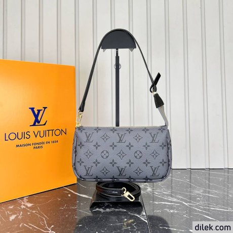 Louis Vuitton Pochette Accessoires
