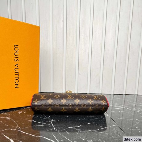 Louis Vuitton Pochette Tirette