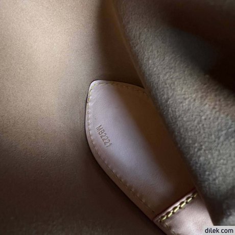 Louis Vuitton Pochette Tirette