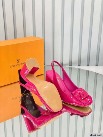 Louis Vuitton Shake Pumps