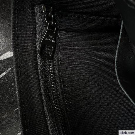 Louis Vuitton S Lock A4 Pouch