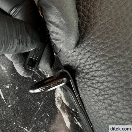 Louis Vuitton Takeoff Briefcase