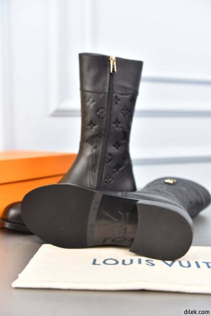 Louis Vuitton Women Drops Flat Half Boot