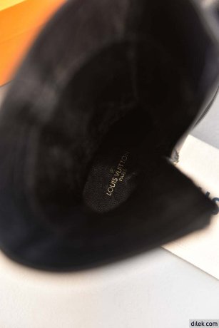 Louis Vuitton Women Drops Flat Half Boot