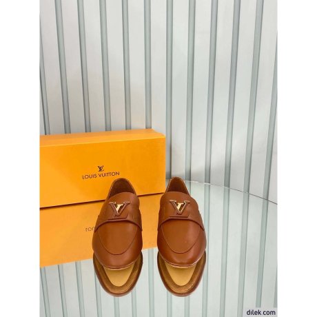 Louis Vuitton Women Loafer