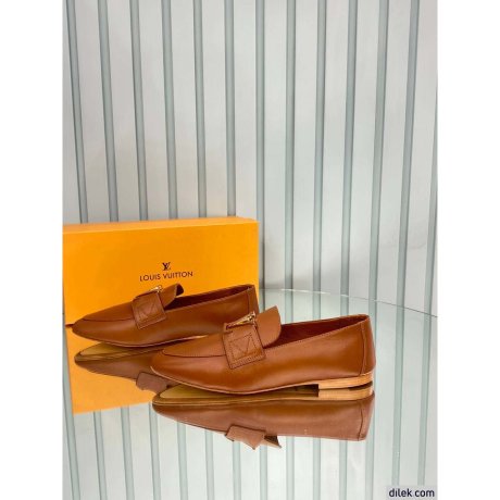 Louis Vuitton Women Loafer